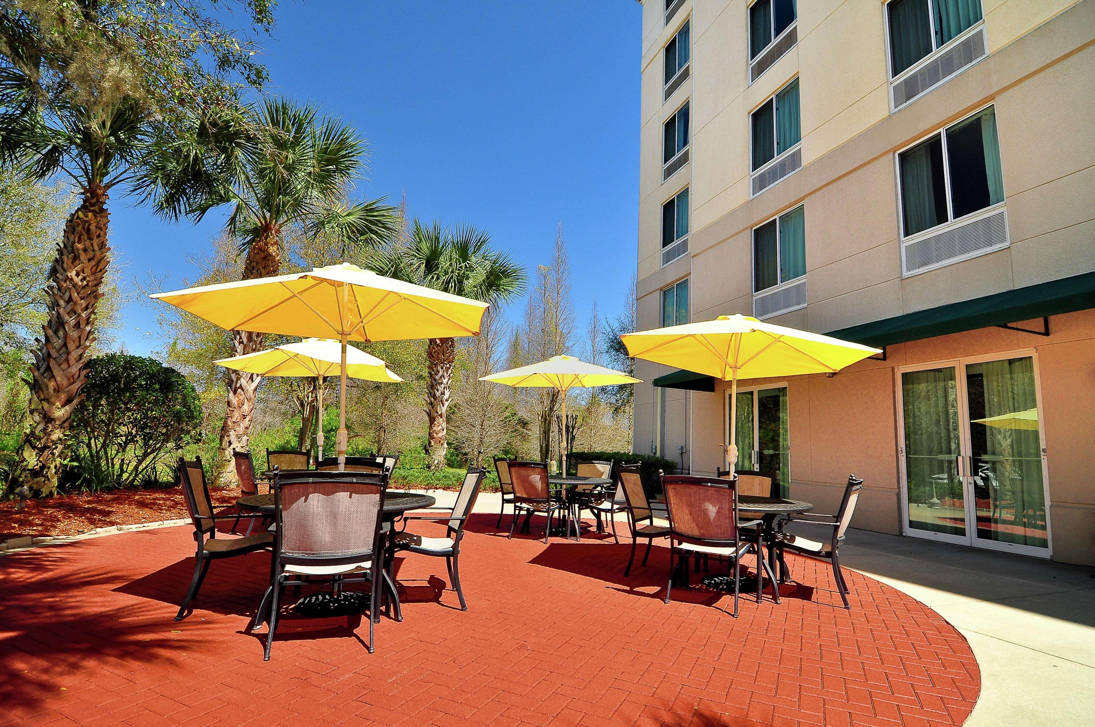 Hilton Garden Inn Tampa North Exterior photo