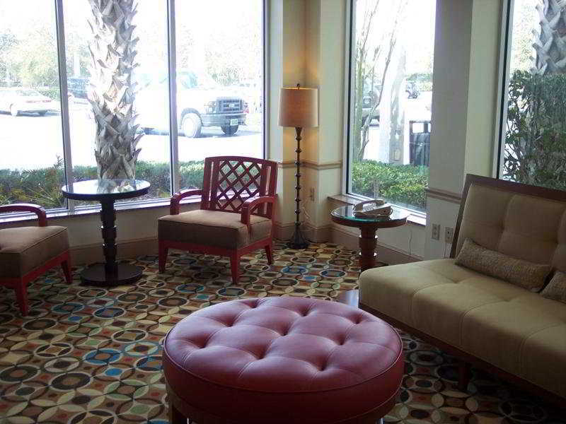Hilton Garden Inn Tampa North Exterior photo